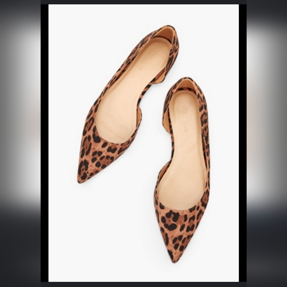 BNWOT Cheetah Flats